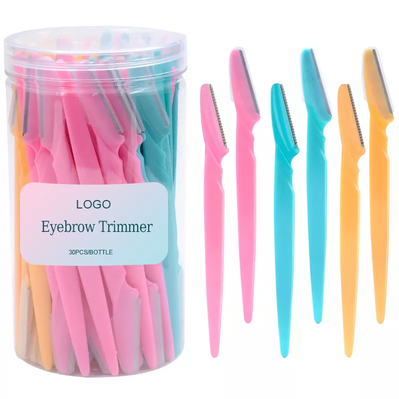 Kako strižnik za obrvi izboljša natančno nego