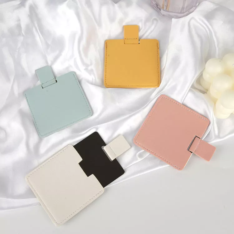 Žepno ogledalo v velikosti kreditne kartice